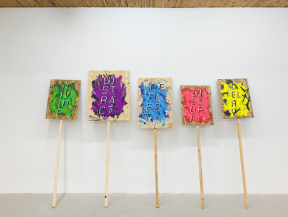 Oli Sorenson, La métacrise, vue d'exposition. Avec l'aimable autorisation d'Art Mûr