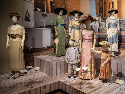 Titanic and fashion: the last dance, exhibition view. Courtesy of Kunstmuseum Den Haag 