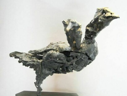Belgica, 2013, 178 (h) x 90 x 40 cm, Sculpture: aluminum, Base: wood
