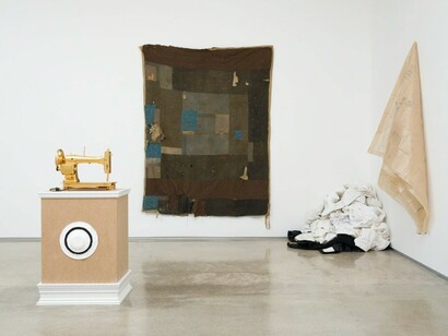 Kendell Carter. Marvel, Exhibition view. Courtesy of Edward Cella Art & Architecture