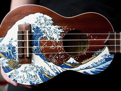 The great ukulele of Kanagawa
