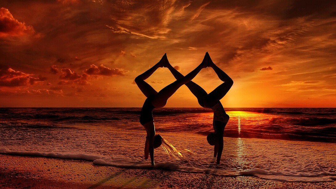 Orientarsi nell’immensa offerta che il mercato della formazione yoga oggi offre