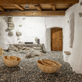 Mirko Baselgia, Passaggio, ausstellungsansicht. Mit freundlicher genehmigung der Galerie Urs Meile