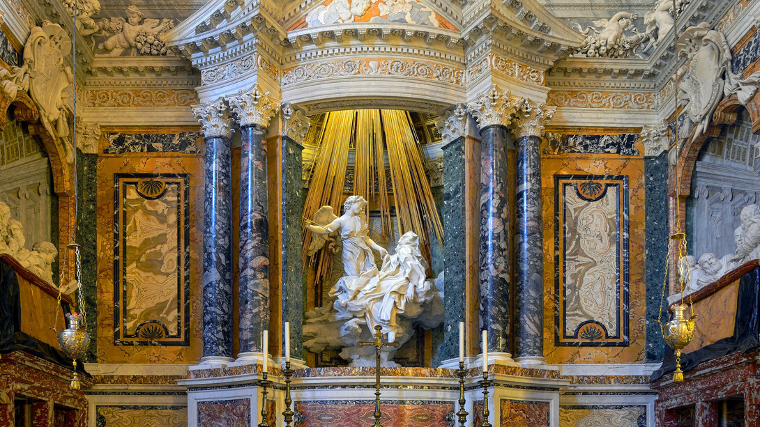 El éxtasis de Santa Teresa de Bernini en la iglesia Santa Maria della Vittoria, Roma, Italia