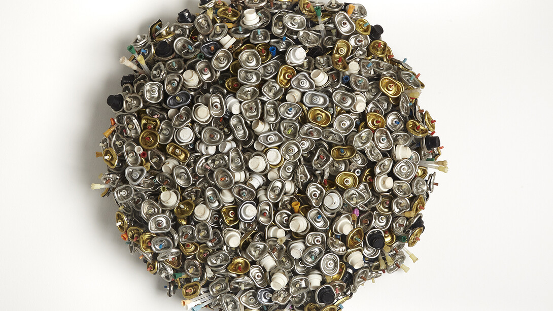 Moffat Takadiwa, Head spin 2, 2015, found spray tops, diameter 50 cm, Copyright the artist, Courtesy Tyburn Gallery