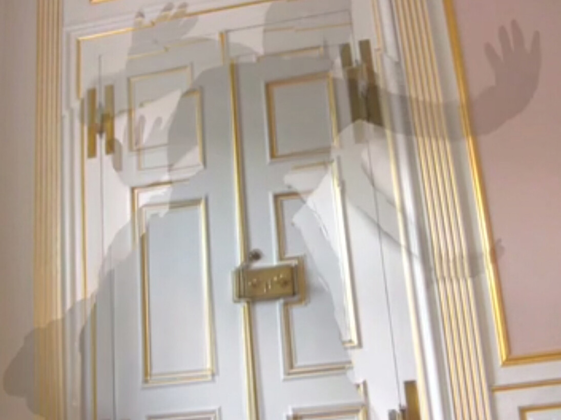 Jeannette Ehlers, Scene selection from Black Magic At The White House, 2009, HD, sound and color, 3:46 Minutes, Edition 4/5. Courtesy of LMAKprojects, NY