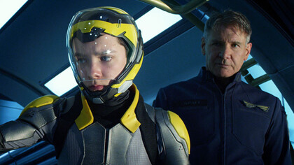 Asa Butterfield y Harrison Ford en la adaptación al cine de "El juego de Ender"