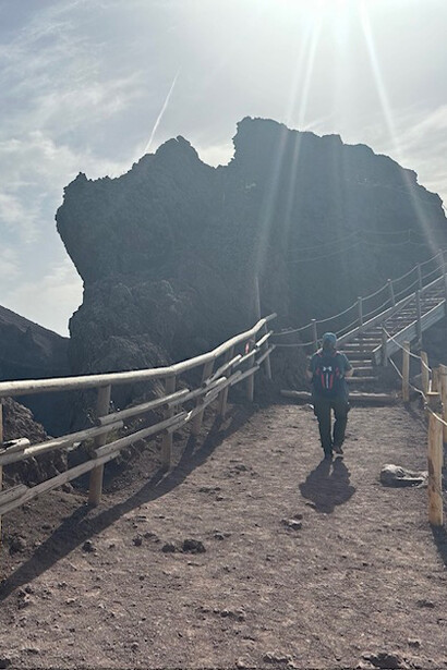 Brenda Lee Bohen rucking in Vesuvius, Italy
