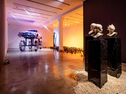 Esmaa Mohamoud, Let Them Consume Me In The Light, installation view, photo by Kyle Flubacker. Courtesy of Kavi Gupta Gallery