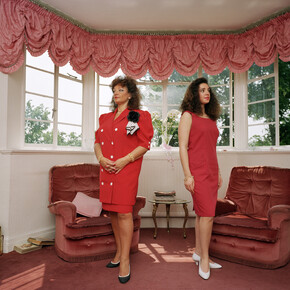 Martin Parr, I don’t think it’s anything particularly forced on Deborah. We’ve just always
enjoyed the same sort of things. 1991, © Martin Parr/Magnum, courtesy Rocket Gallery