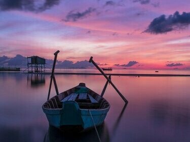 Vivido no âmago do ser. Ânima e Âmago devem ser homônimos, como a Alma e o Anjo da Guarda: Sutis como Brilho de Estrelas, reais com corpos de pentagramas no mesmo pedaço de Deus. Os Eus que irão nascer