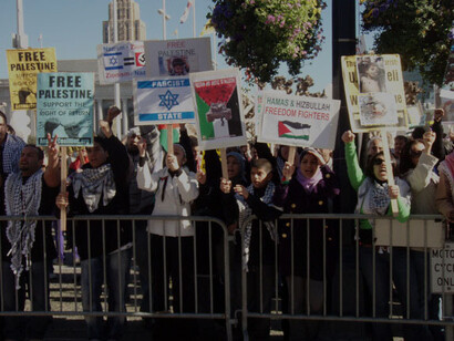 Demostrando en San Francisco, a favor de Palestina en el conflicto Hamas - Israel, 2023