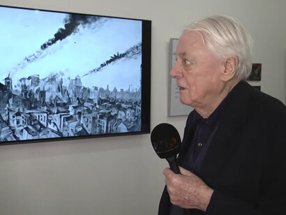 Se trabaja con amigos. Mientras tanto, las obras se responden entre sí, creando constelaciones. Dichas constelaciones se han construido con el trabajo paciente de innumerables recolectores, pero también de "constructores de espacios comunes". Alexander Kluge celebra su cumpleaños en febrero de 2024, Múnich, Alemania