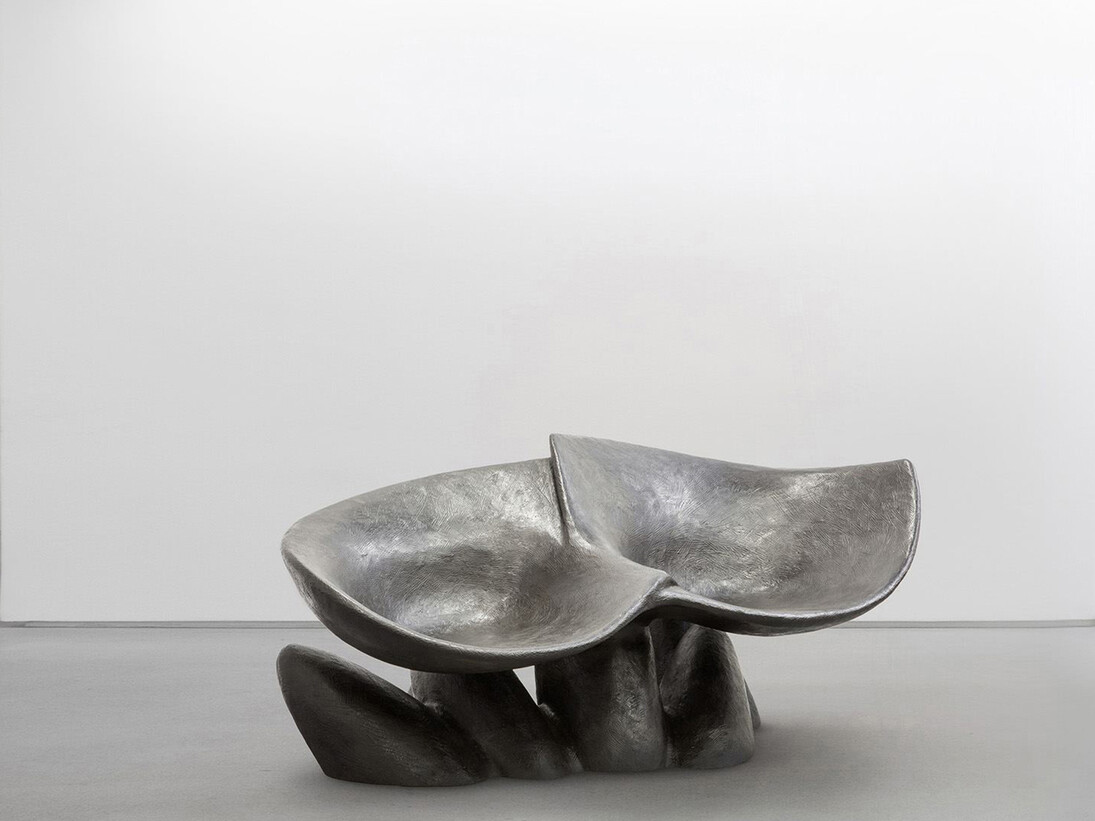 Wendell Castle, Impulse Gatherer, 2013, Bronze, 31.5 x 68.9 x 42.13 inches. Edition of 8. Courtesy of Wendell Castle and Friedman Benda. Photography: Adrien Millot