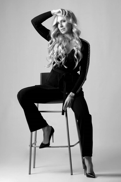 Rebecca Lynn, oltre ad essere ingegnere parla perfettamente quattro lingue