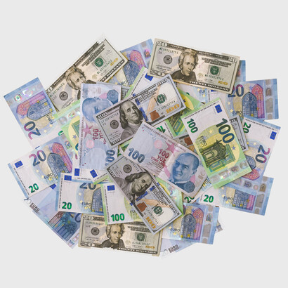The vast majority of people love material prosperity