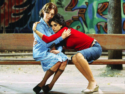 Carmen Maura e Penelope Cruz in una scena di"Volver"