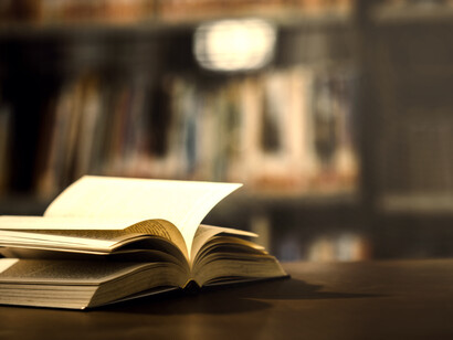 A pesar de las polémicas, sus obras siguen siendo estudiadas y celebradas, demostrando que la literatura puede trascender las opiniones personales de sus autores