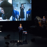Blanche-neige ou la chute du mur de Berlin. Avec l'aimable autorisation du La Comédie de Clermont-Ferrand