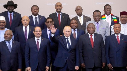 O Presidente Putin, da Rússia, fechou acordos militares com 40 países africanos