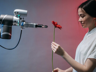 A tecnologia está inovando em softwares de criação, ambientes virtuais de aprendizagem e inteligência artificial