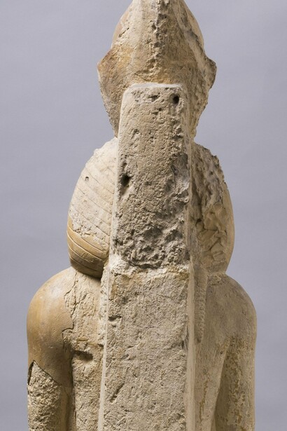 Estatua de rey ptolemaico, datada entre 332 y 30 AC