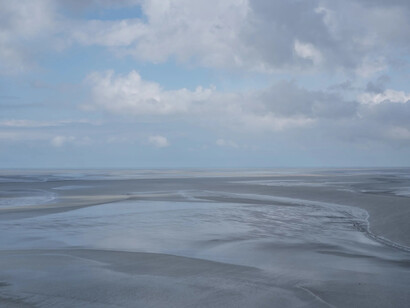 Elger Esser, Mont Saint Michel-Ciel et Mer, 2023. Courtesy of Flowers Gallery