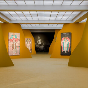 Semiha Berksoy, Singing in full colour, exhibiton view. Courtesy of Staatliche Museen