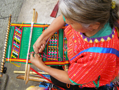 Confecção de roupas tradicionais