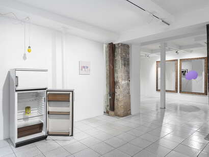 Various artists, Pièces à vivre, exhibition view. Courtesy of Galleria Continua