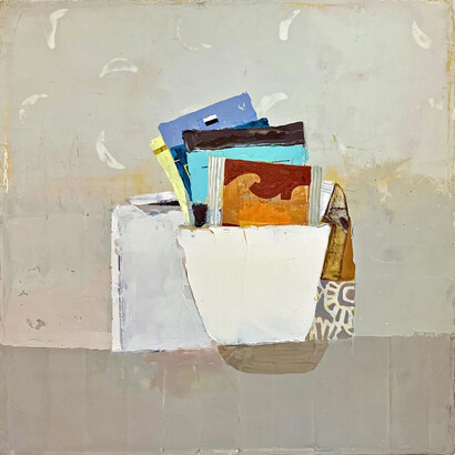 Sydney Licht, Still life with teabags, 2022. Courtesy of Kathryn Markel Fine Arts Gallery