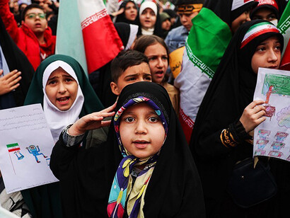 Ceremonia por el cuadragésimo día del martirio de los estudiantes de Minab en Teherán, Irán, 7 de abril de 2026. Fotografía: Masoud Shahrestani
