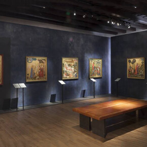 Various artist, Medieval art in bohemia and central Europe 1200–1550, exhibition view. Courtesy of National Gallery
