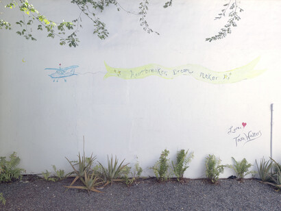 Tara Walters, Heartbreaker, dream maker, exhibition view. Courtesy of the artist and Nina Johnson