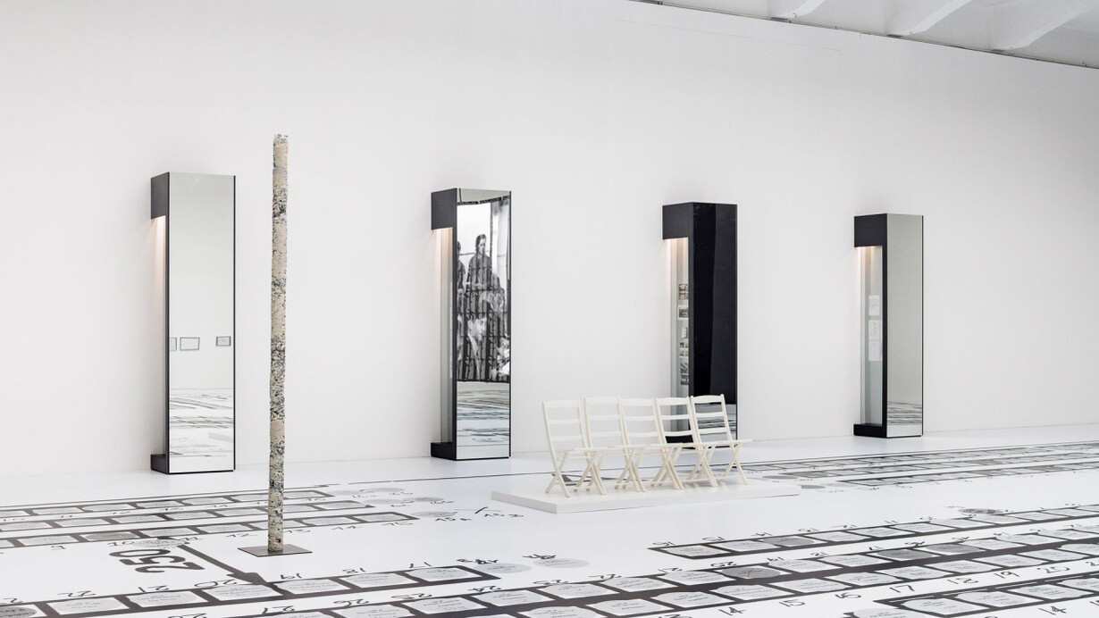 Helmut Lang, Séance de travail 1986–2005, ausstellungsansicht. Mit freundlicher genehmigung des MAK