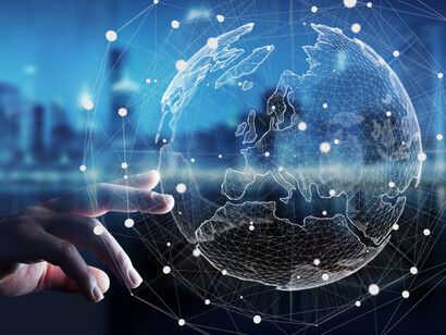 El mundo a un toque de distancia