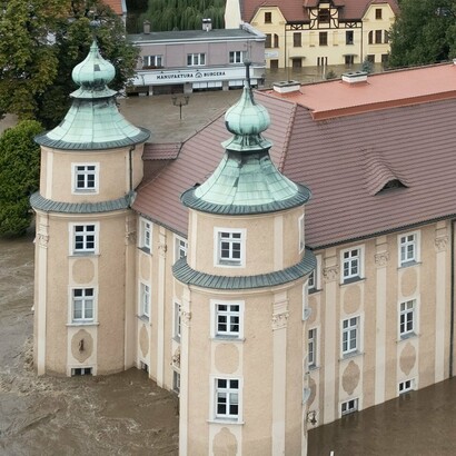Monasterio franciscano inundado en la ciudad de Kłodzko, Polonia, 2024