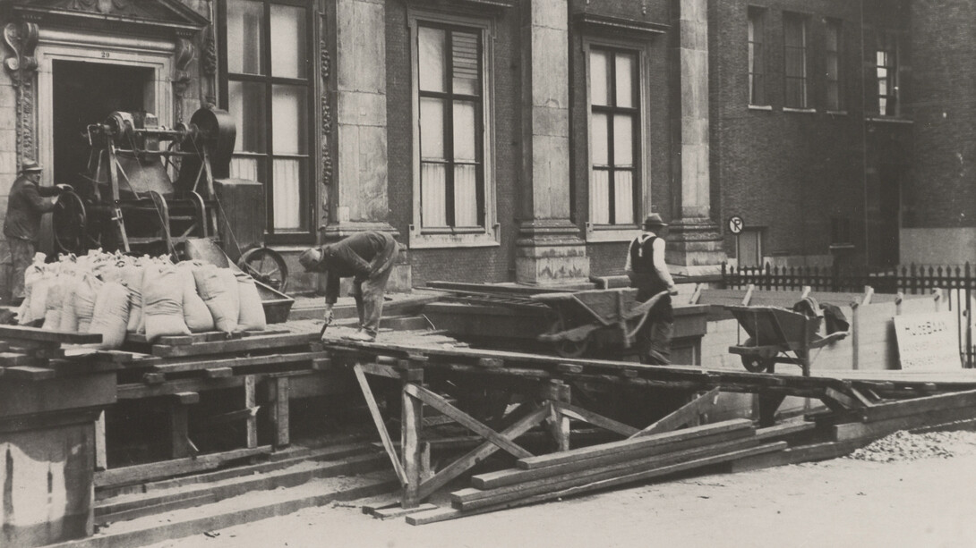 Construction du dépôt à l'épreuve des bombes du Mauritshuis, octobre 1939. Avec l'aimable autorisation du Mauritshuis