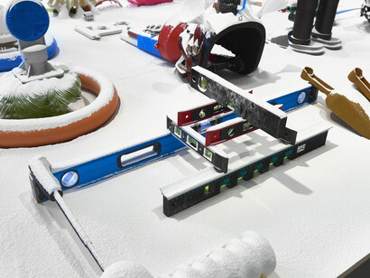 Teppei Kaneuji. Courtesy of Jane Lombard Gallery