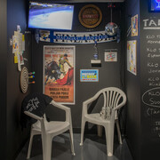 Riiko Sakkinen, Los moimoi de Fuengirola, Ausstellungsansicht. Mit freundlicher Genehmigung des Serlachius Museums