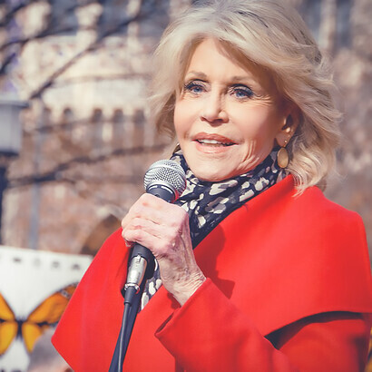Amidst the iconic backdrop of Washington, DC, Jane Fonda emerges as a fervent advocate, passionately addressing one of the paramount issues of our era – Climate Change. Her unwavering commitment underscores the urgency of this threat to both human well-being and the health of our planet