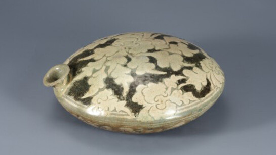 Buncheong ware gallery. Courtesy of National Museum of Korea