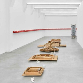 Finn Theuws, Wedge, exhibition view. Courtesy of SpazioA 