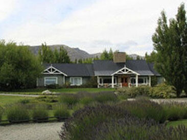 El centro de la controversia, sin embargo, fue la ausencia de pruebas directas que vincularan personalmente a Cristina Fernández con las decisiones administrativas que beneficiaron a Lázaro Báez. Hotel Los Sauces, El Calafate, Santa Cruz, Argentina