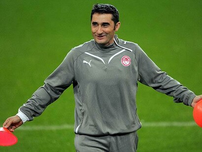 Valverde en una de sus etapas como entrenador del Olympiacos