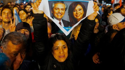 Una seguidora del tándem Fernández-Kirchner