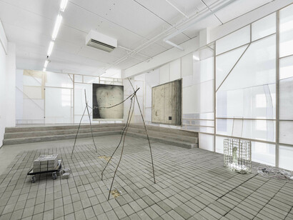 Stefan Vogel, Zweiter teil vom zweiten teil, exhibition view. Courtesy of G2 Kunsthalle