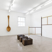 José Bento, Mão amiga [Helping hand], exhibition view. Courtesy of A Gentil Carioca