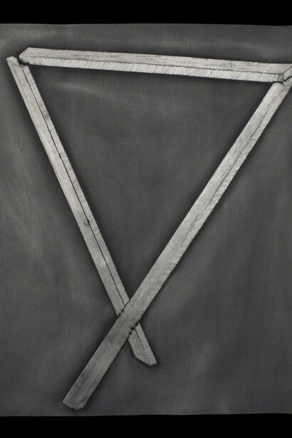 Electricities. Courtesy of Yossi Milo Gallery