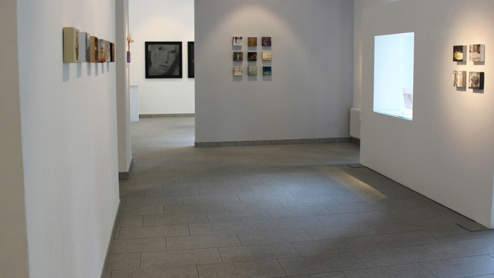 <20 15x15 / 20x20, exhibition view. Courtesy of Punto Sull'Arte Gallery